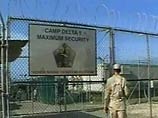 Критики утверждают, что заключенные в Гуантанамо лишены основных прав, предусмотренных американским законодательством, и приветствуют обещание Обамы провести разбирательство их дел в соответствие с конституционными принципами