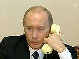 Премьер-министр РФ Владимир Путин со своей украинской коллегой Юлией Тимошенко обсудили по телефону подготовку документов по газовой тематике