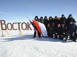 На Антарктиде князя Монако ознакомили с русским гостеприимством: попарили и напоили водкой На Антарктиде князя Монако ознакомили с русским гостеприимством: попарили и напоили водкой