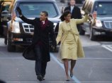 Во время парада президент США покинул лимузин, чтобы пройти пешком до Белого дома