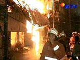 В столице Индонезии в китайский новый год из-за петарды сгорело около 130 домов