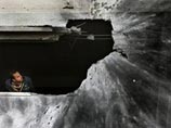 Житель Газы обвинил израильских солдат в том, что они использовали его в качестве живого щита Житель Газы обвинил израильских солдат в том, что они использовали его в качестве живого щита