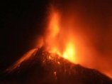 В Японии извергаются сразу два вулкана: Асама и Сакурадзима