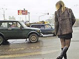 Жертвами сутенера стали две его знакомые - 16-летняя Оля и 17-летняя Карина (имена девочек изменены) Жертвами сутенера стали две его знакомые - 16-летняя Оля и 17-летняя Карина (имена девочек изменены)