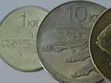 "Ведомости" вычислили валюты, которые обесценились сильнее, чем рубль