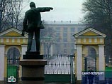 Власти Санкт-Петербурга из-за кризиса приняли решение серьезно урезать городской бюджет. Впервые с 90-х годов он стал меньше прошлогоднего, сообщили в Смольном "Фонтанке.ru" Власти Санкт-Петербурга из-за кризиса приняли решение серьезно урезать городской бюджет. Впервые с 90-х годов он стал меньше прошлогоднего, сообщили в Смольном "Фонтанке.ru"