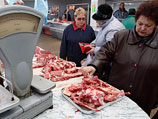 Большинству граждан Украины из-за разразившегося в стране экономического кризиса пришлось ограничить свои расходы, а трети - даже экономить на питании
