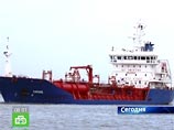 Последний пират покинул украинское судно Faina. Оно выдвигается в Момбасу Последний пират покинул украинское судно Faina. Оно выдвигается в Момбасу