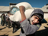 "Хамас" признает, что конфискация гуманитарной помощи была ошибкой. Одеяла и еду отдадут палестинцам 