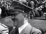 Журналистка The Times увидела на фото улыбку Гитлера и не верит, что она у него искренняя