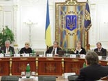 Киев   заплатит "Газпрому" за газ в  первой  половине  2009 года $4,8 млрд, подсчитал Совбез Украины 