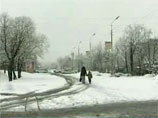 Непогода обрушилась на Дальний Восток и большую часть Сибири, в целом ряде населенных пунктов отменены занятия в школах, в некоторых регионах рекомендовано сократить рабочий день