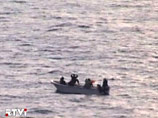 Накануне военно-морские силы США объявили о задержании в Аденском заливе девятерых человек, подозреваемых в попытке захвата торгового судна