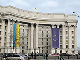 МИД Украины поручил своим послам проинформировать внешнеполитические ведомства зарубежных стран о подробностях заседания Совбеза, посвященного газовым контрактам с Россией