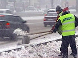 Мощный снегопад   и  оттепель  в  Москве  привели  к  подтоплению  улиц