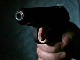 Там сообщили, что в ночь на вторник несколько неизвестных зашли во двор к местному жителю в селении Экажево, несколько раз выстрелили в него, предположительно, из автоматического оружия, а затем скрылись Там сообщили, что в ночь на вторник несколько неизвестных зашли во двор к местному жителю в селении Экажево, несколько раз выстрелили в него, предположительно, из автоматического оружия, а затем скрылись