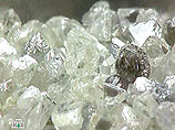 Эксперименты китайских ученых показали, что вюрцит прочнее обычного алмаза на 18%, а лонсдейлит - на 58%