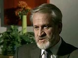 Эмиссар чеченских сепаратистов Ахмед Закаев, находящийся в Лондоне, намерен вернуться в Чечню и "способствовать долгосрочному миру в регионе" Эмиссар чеченских сепаратистов Ахмед Закаев, находящийся в Лондоне, намерен вернуться в Чечню и "способствовать долгосрочному миру в регионе"