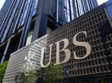 Крупнейший банк швейцарский UBS AG поступит нетрадиционным для Швейцарии образом, раскрыв американским властям имена 250 своих вкладчиков в рамках расследования дела об уклонении от налогов на общую сумму около 780 млн долларов