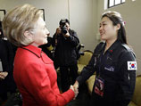 Во время визита в Южную Корею Хиллари Клинтон призвала Пхеньян прекратить войну слов