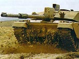 Пьяный британец угнал два танка с военной базы в Германии Пьяный британец угнал два танка с военной базы в Германии