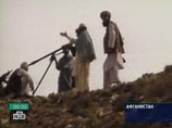 Как сообщил агентству Reuters комиссар полиции, чиновник Хушал Хан был захвачен по дороге в город Мингору, административный центр долины Сват Как сообщил агентству Reuters комиссар полиции, чиновник Хушал Хан был захвачен по дороге в город Мингору, административный центр долины Сват