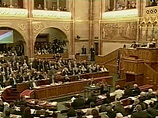Парламент Венгрии решил не самораспускаться
Парламент Венгрии решил не самораспускаться