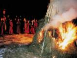 Символические костры очищения зажглись накануне в буддийских монастырях России в преддверии Нового года по лунному календарю