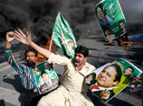 Толпы недовольных выражают протест против вердикта Верховного суда Пакистана о "политической дисквалификации" лидеров крупнейшей оппозиционной партии Пакистанской мусульманской лиги (фракция Наваза)