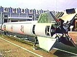 Напомним, 24 февраля Пхеньян объявил, что готовится к выводу на орбиту "экспериментального спутника связи", однако западные и японские эксперты полагают, что одновременно это будет запуском самой мощной в КНДР баллистической ракеты
