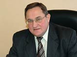 Главным образом губернатор известен своим отцом - президентом холдинговой компании "Ленинец" Анатолием Турчаком, который занимался дзюдо вместе с Владимиром Путиным Главным образом губернатор известен своим отцом - президентом холдинговой компании "Ленинец" Анатолием Турчаком, который занимался дзюдо вместе с Владимиром Путиным