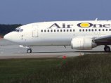 Экипаж итальянской авиакомпании Air One ограбили по дороге в аэропорт Неаполя Экипаж итальянской авиакомпании Air One ограбили по дороге в аэропорт Неаполя
