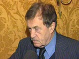 Василий Аксенов в реанимации в критическом состоянии Василий Аксенов в реанимации в критическом состоянии