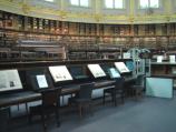 Британским библиотекам рекомендовано хранить Библию и Коран на верхних полках