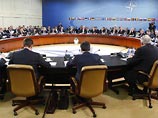 В Брюсселе проходит встреча глав МИД 26-ти стран НАТО, где, как ожидается, будет принято решение возобновить официальные отношения с Россией