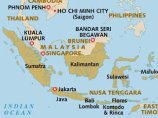 В Индонезии тринадцать человек пропали без вести после столкновения сухогруза и буксира