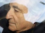 Финансовому аферисту Бернарду Мэдоффу предъявлено обвинение из 11 пунктов: ему грозит 150 лет тюрьмы