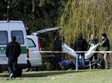 Примерно в 9:30 в учебное учреждение Albertville-Realschule проник 17-летний юноша с автоматическим оружием и в черной форме военного образца Примерно в 9:30 в учебное учреждение Albertville-Realschule проник 17-летний юноша с автоматическим оружием и в черной форме военного образца