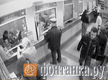 Сыщики Петербурга просят помощи в розыске членов банды, убивающей пенсионеров