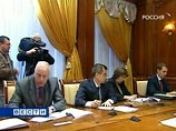 Медведев поторопил Госдуму озаботиться правами ребенка: сейчас государство не в силах защитить детей Медведев поторопил Госдуму озаботиться правами ребенка: сейчас государство не в силах защитить детей
