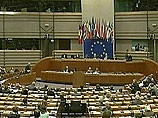 Эмиссар чеченских сепаратистов Ахмед Закаев вынужден был отказаться от поездки в Брюссель на дебаты в Европейский парламент из-за опасений, что власти Бельгии могут экстрадировать его в Россию