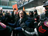 Буша в Канаде встретили массовыми протестами. В преддверии его визита канадцы собирали обувь по всей стране Буша в Канаде встретили массовыми протестами. В преддверии его визита канадцы собирали обувь по всей стране