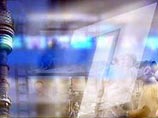 Громкий протест двух уволенных журналистов - заказной, считает Первый канал. Сами они говорят о "человеческом отношении" Громкий протест двух уволенных журналистов - заказной, считает Первый канал. Сами они говорят о "человеческом отношении"
