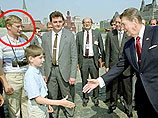 Путин попал в кадр с Рейганом в мае 1988 года в Москве, уверяет фотограф президента США