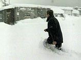 На Сахалине, не выдержав веса снега, обрушились крыши школы и дома престарелых