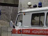 Он добавил, что пострадавший с касательным ранением в шею госпитализирован Он добавил, что пострадавший с касательным ранением в шею госпитализирован