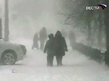Из-за циклона, проходящего по Тихоокеанскому побережью России, сегодня объявлено экстренное предупреждение о возможном возникновении чрезвычайных ситуаций в Сахалинской области и Хабаровском крае Из-за циклона, проходящего по Тихоокеанскому побережью России, сегодня объявлено экстренное предупреждение о возможном возникновении чрезвычайных ситуаций в Сахалинской области и Хабаровском крае
