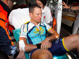 Лэнс Армстронг попал в завал во время гонки в Испании и сломал ключицу