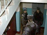 В Москве двое грабителей, спасаясь от милиционеров, выпрыгнули с 5-го этажа и сломали ноги