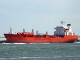 Захваченные в Аденском заливе танкеры двигаются к пиратским базам у побережья Сомали